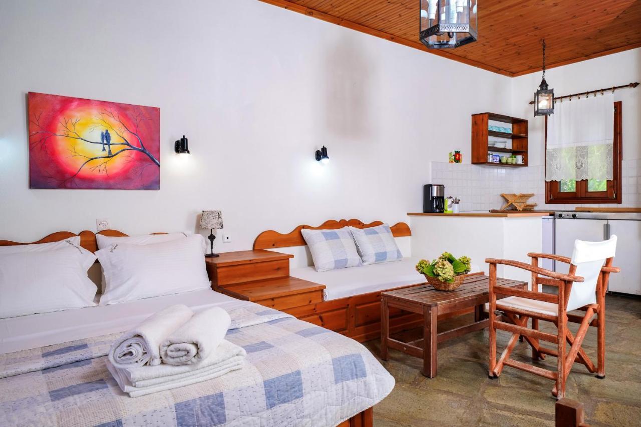 Giola Bungalows Sirines Astris Buitenkant foto