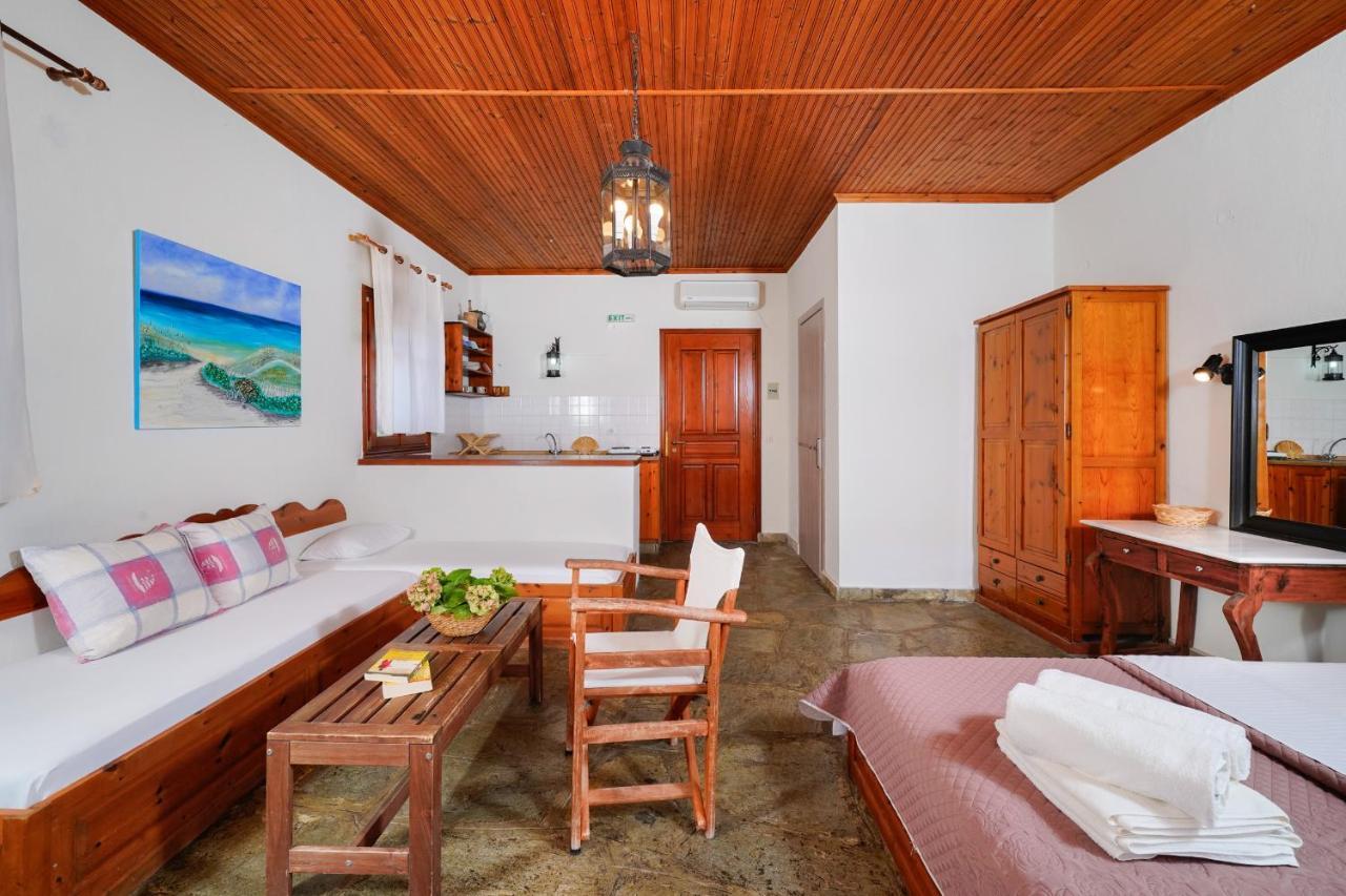 Giola Bungalows Sirines Astris Buitenkant foto