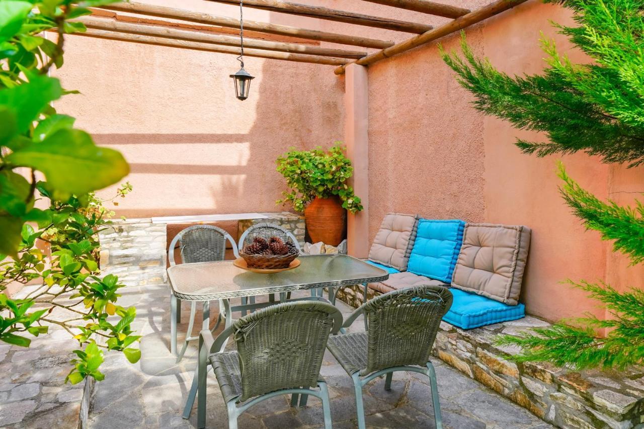 Giola Bungalows Sirines Astris Buitenkant foto