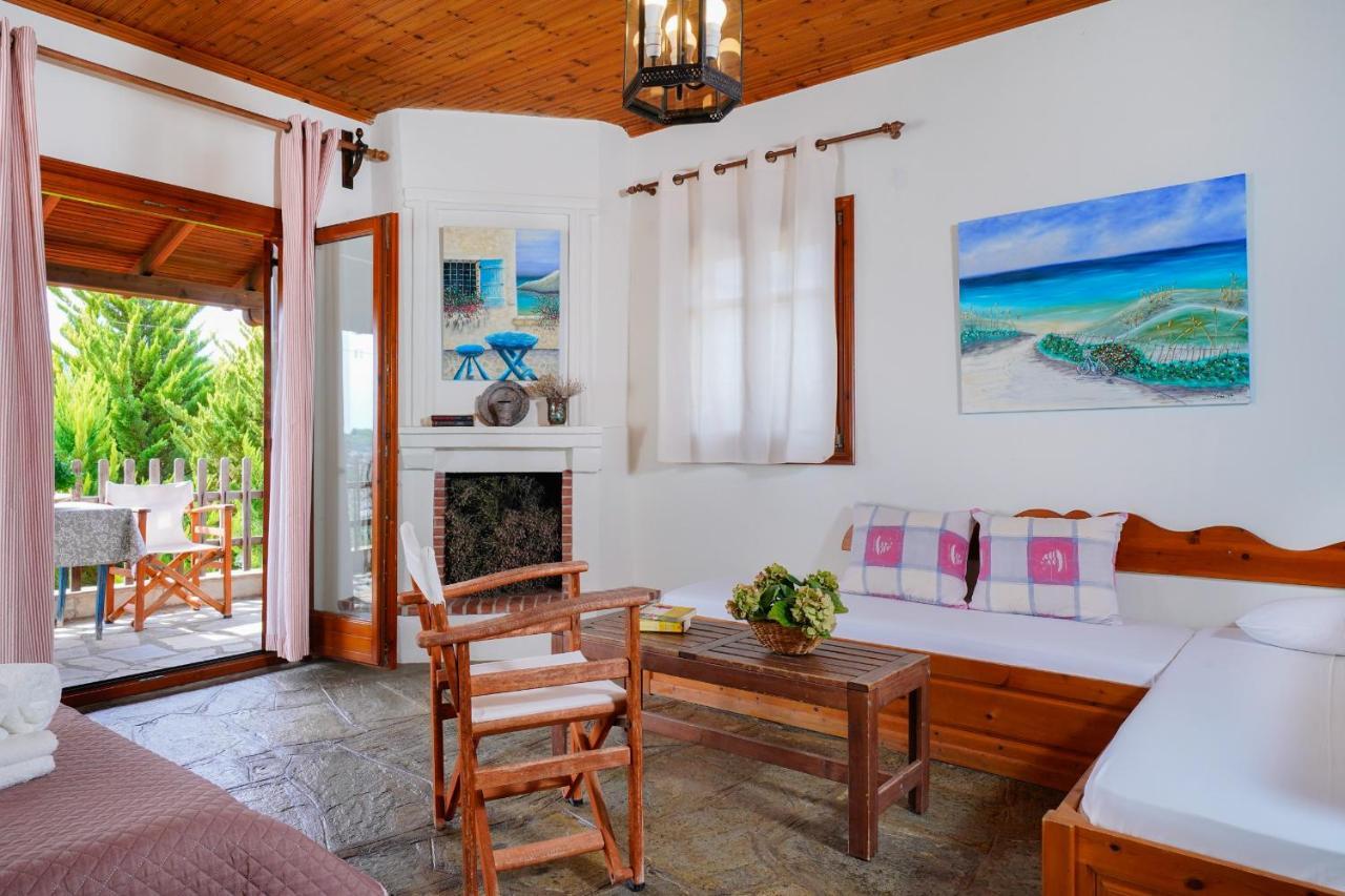 Giola Bungalows Sirines Astris Buitenkant foto