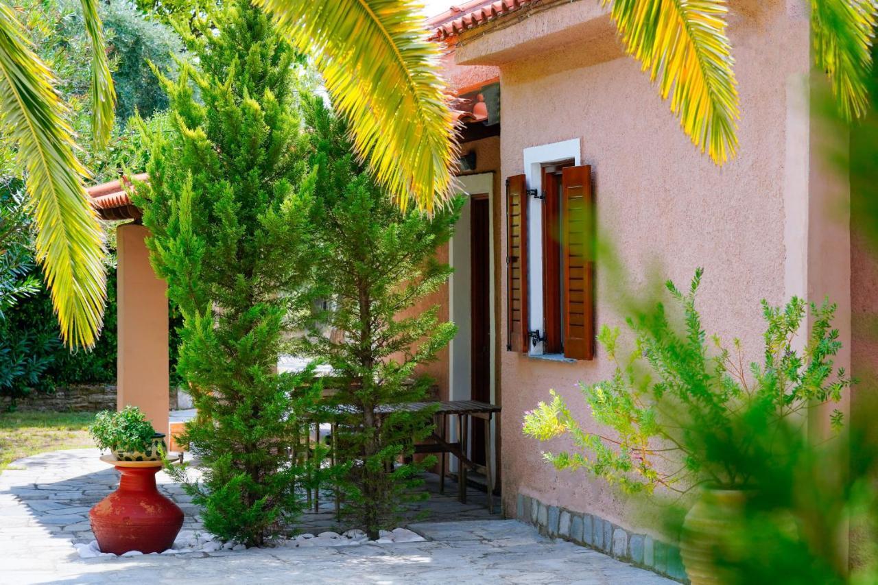 Giola Bungalows Sirines Astris Buitenkant foto