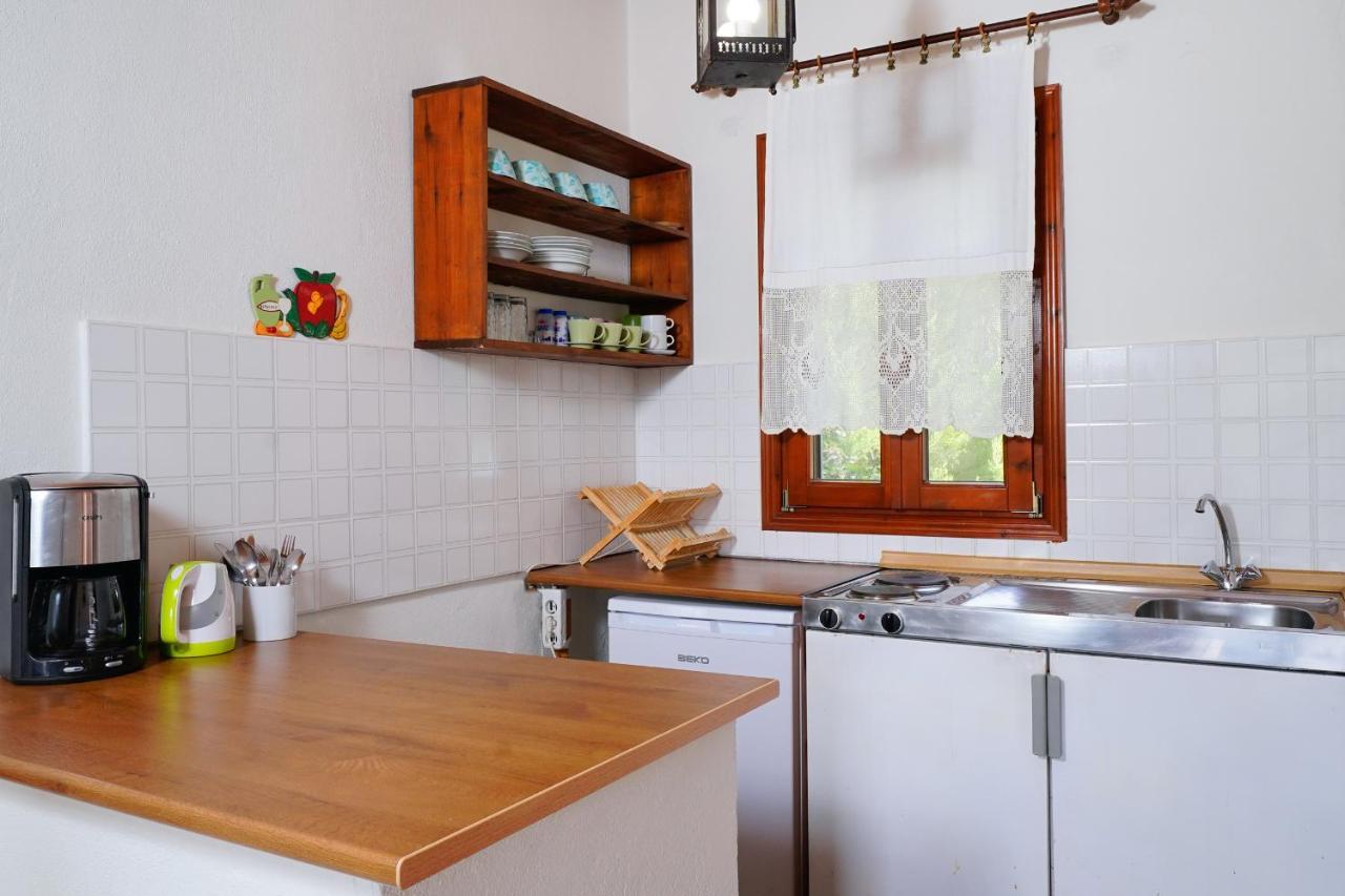 Giola Bungalows Sirines Astris Buitenkant foto