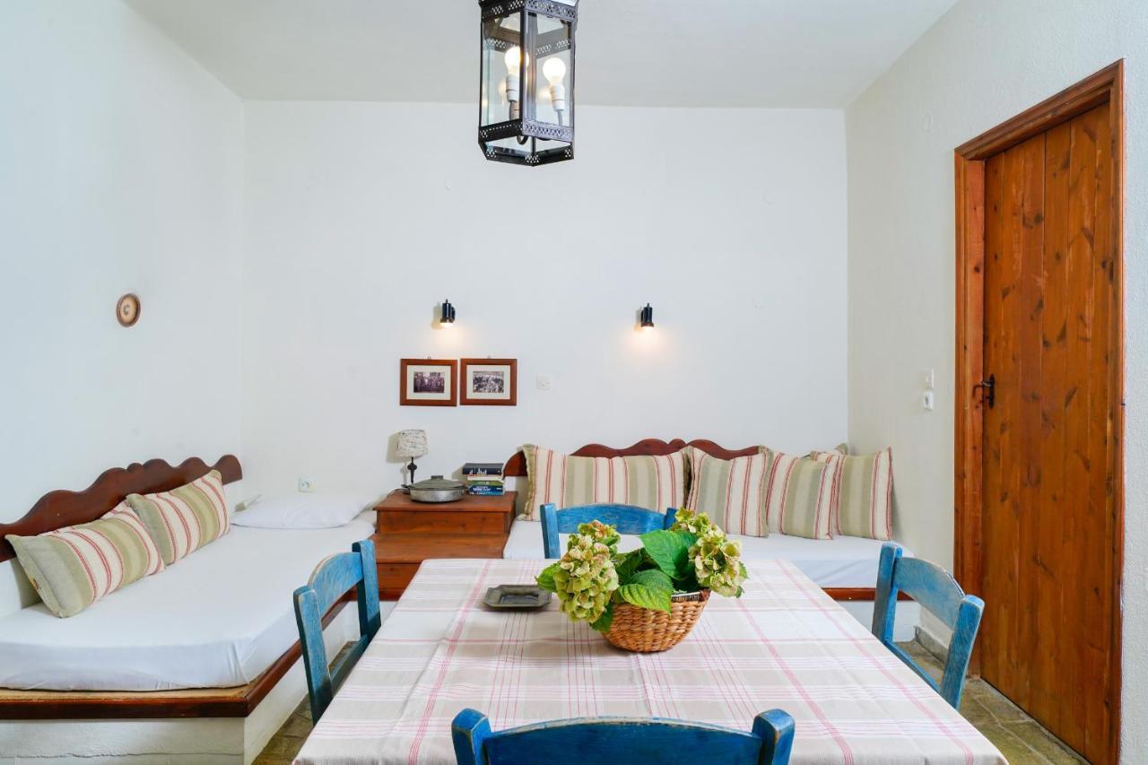 Giola Bungalows Sirines Astris Buitenkant foto